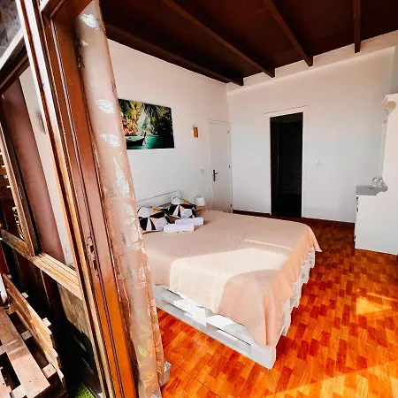 El Jardin De Iris לינה וארוחת בוקר