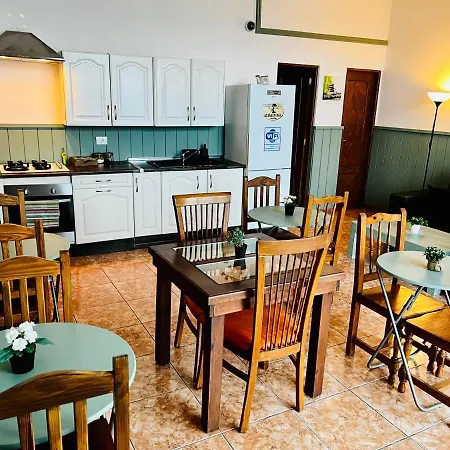 El Jardin De Iris 住宿加早餐酒店 圣克鲁斯-德特内里费